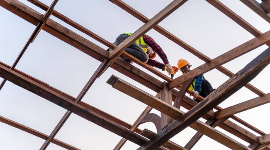 Professional gutter cleaning services in Ona, FL